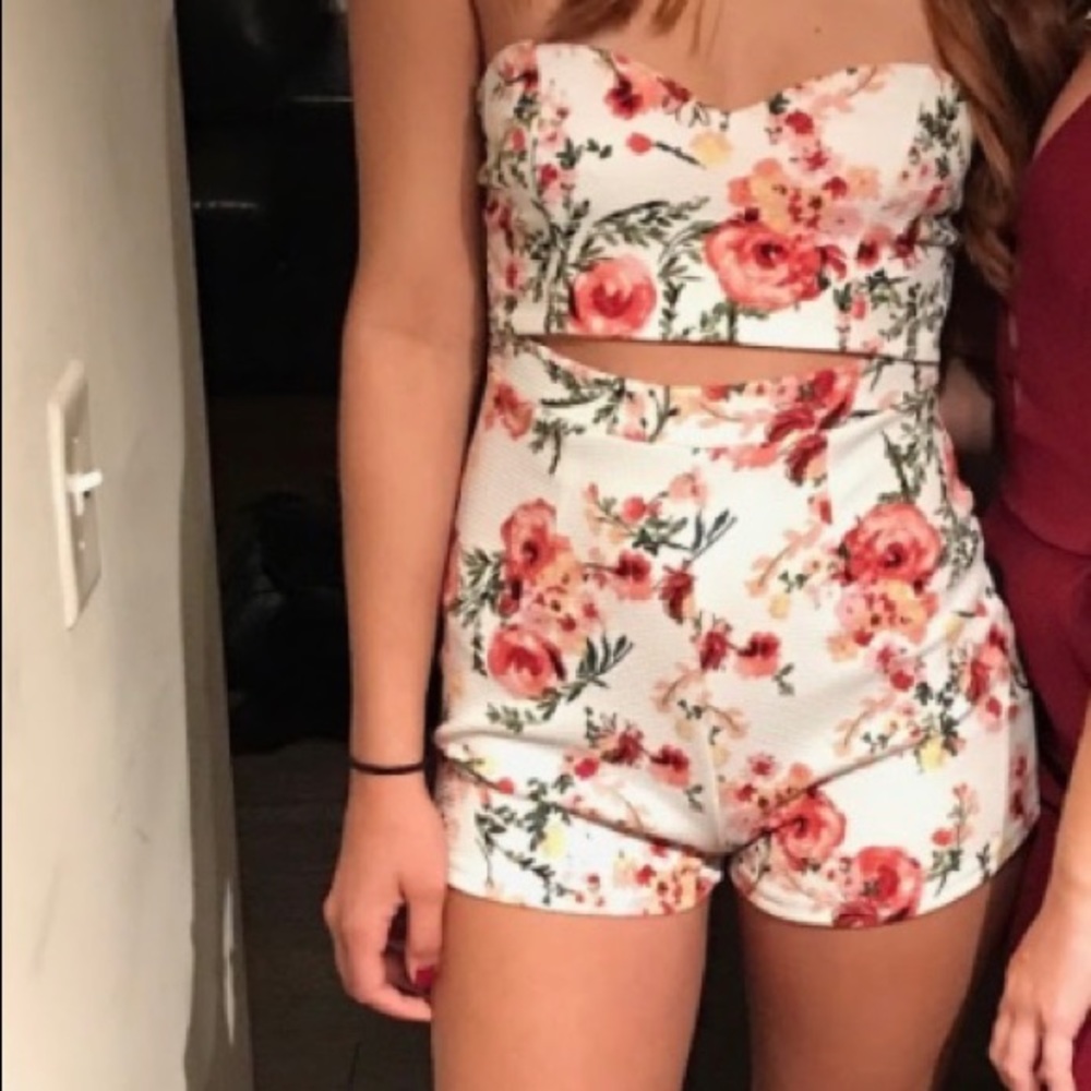 Floral Strapless romper